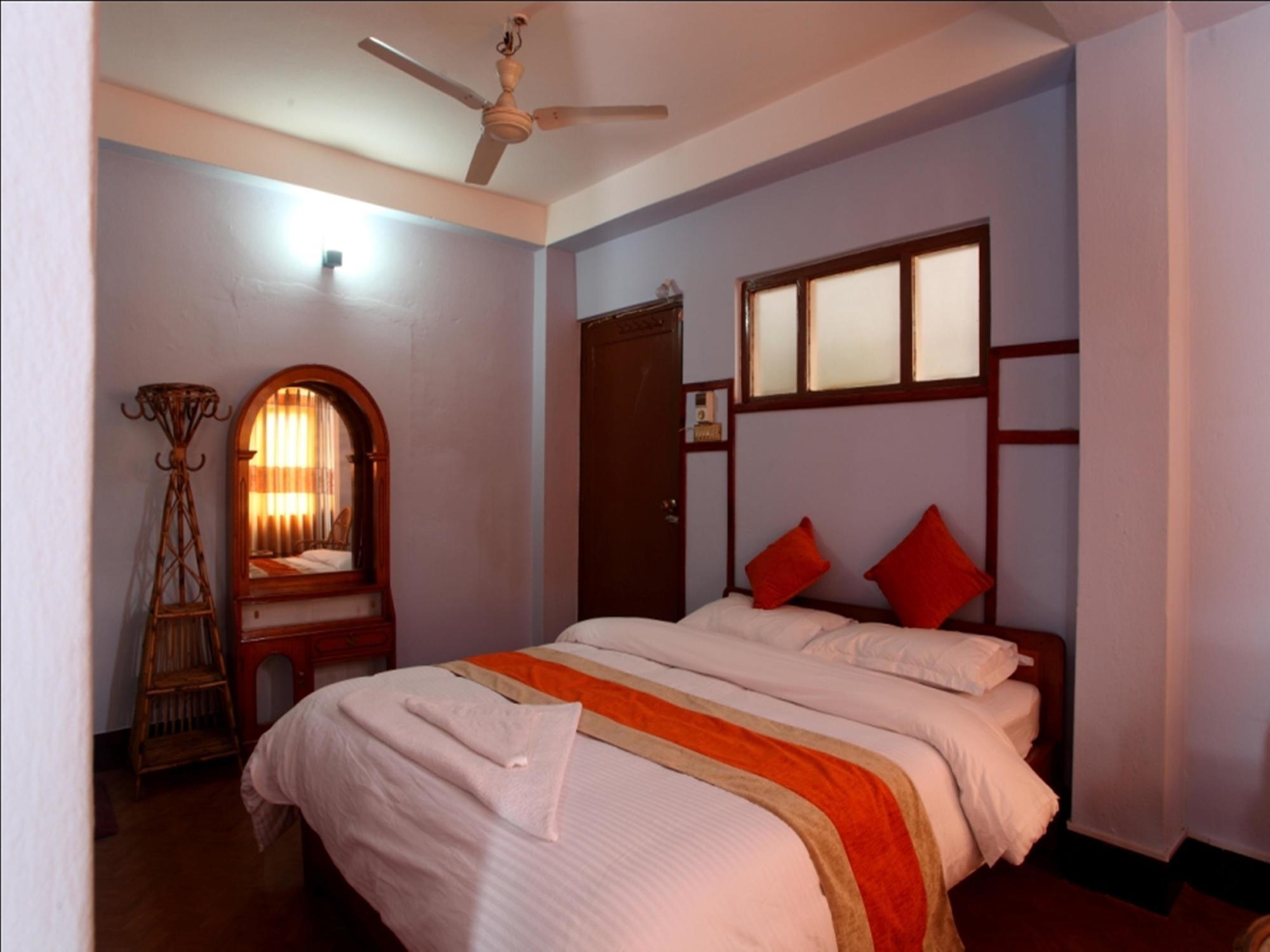 Chill Out Resort Kathmandu Bagian luar foto